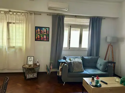 Depto Tipo Casa en Alquiler de 3 ambientes