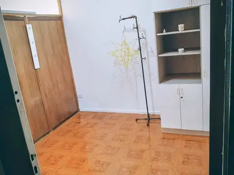 Oficina en Venta en San Nicolás, USD 17.000