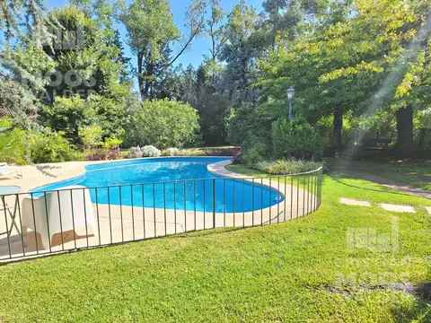 Casa 6 ambientes con 3 baños