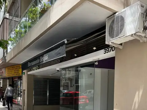 Zona comercial en Palermo.