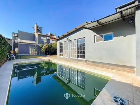VENTA - Casa de 3 Dormitorios, piscina y quincho - Funes City, Funes.