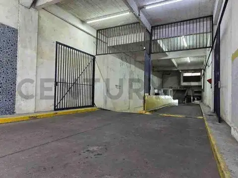 COCHERA CUBIERTA EN VENTA EN MONSERRAT ALSINA AL 1200