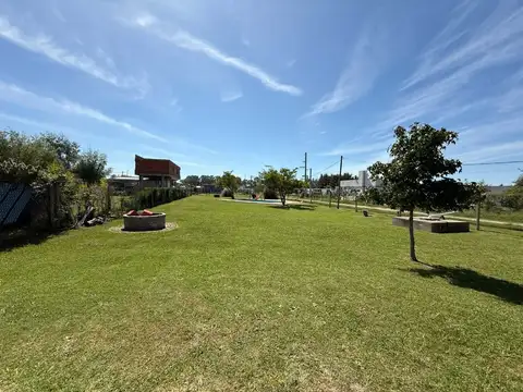 Casa en Venta con 5 cocheras