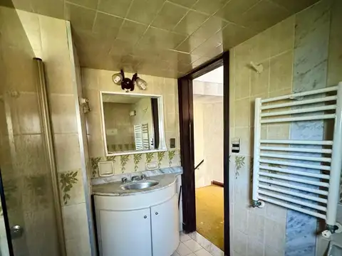 Oficina en alquiler para uso comercial - profesional