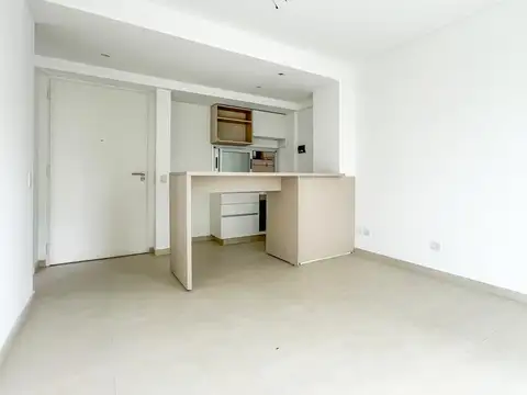 Oficina en Alquiler con 1 cochera