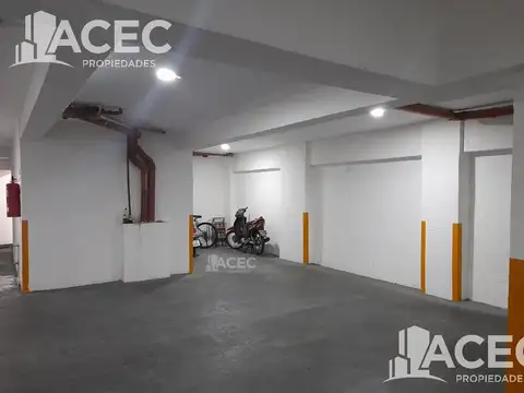 Cerrito 100 - Cochera Nº 01