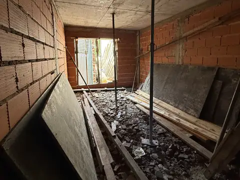 Departamento EN POZO 2 ambientes planta baja con jardin o planta alta con terraza de 40 m2 y parrilla - Opcional cochera