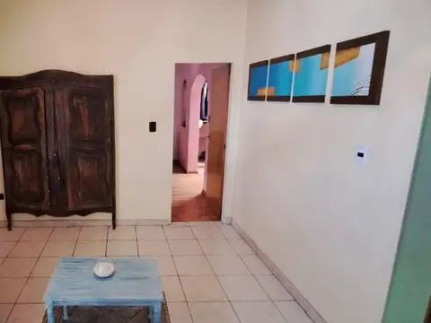 CHALET 5 AMBIENTES CON PILTE FONDO LIBRE Y AMPLIA COCHERA