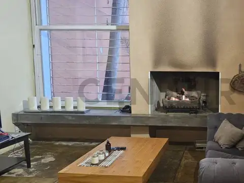 VENTA CASA SAAVEDRA CRED. UVA