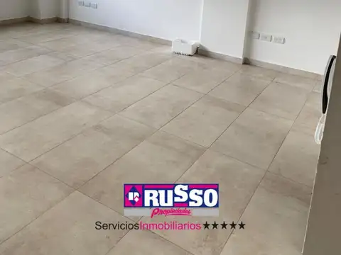 Oficina en Venta 25 años