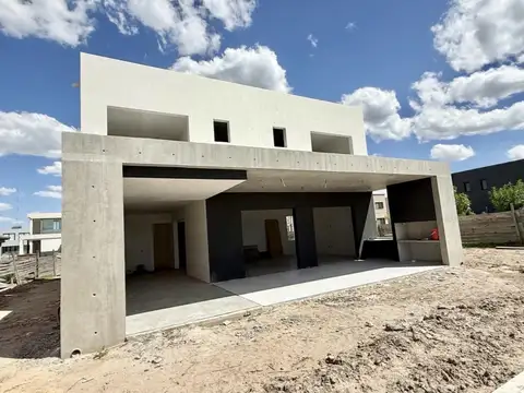 Venta Casa - Barrio Laguna Grande - Villanueva