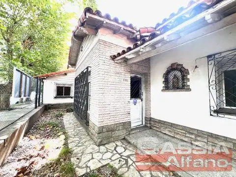 HIPOLITO VIEYTES al 900