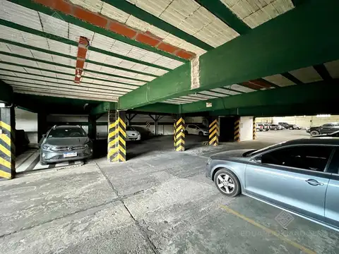 Galpon en Venta 59  mts Fondo