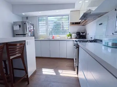 VTA CASA 3 DORMIS C PILETA, JARDIN Y QUINCHO FUNES