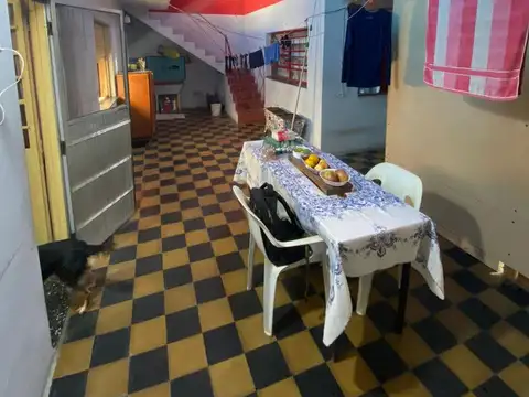 Depto Tipo Casa en Venta al Este