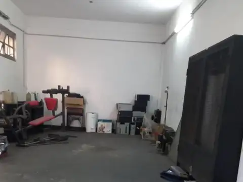 Galpon en Venta en Villa Martelli, USD 240.000