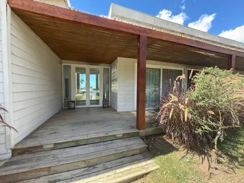 Casa en Alquiler de 4 dormitorios