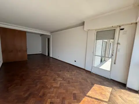 Departamento en Venta de 6 ambientes