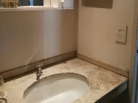 OFICINA + COCHERA VENTA MICROCENTRO