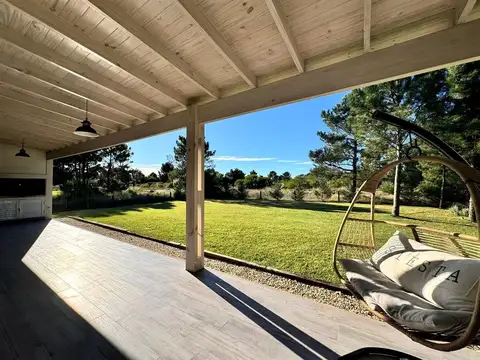 Casa en Alquiler en Barrio Ecuestre, USD 4.000