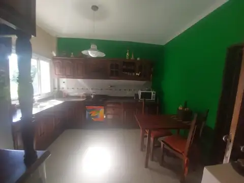 Aristóbulo Del Valle 1100