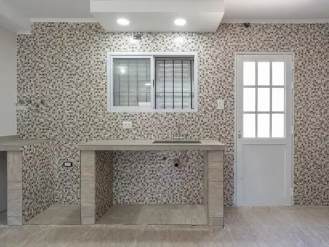 Casa en Venta con 3 cocheras