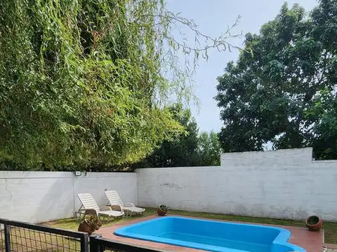 Casa en Venta en Capitan Bermudez, USD 170.000