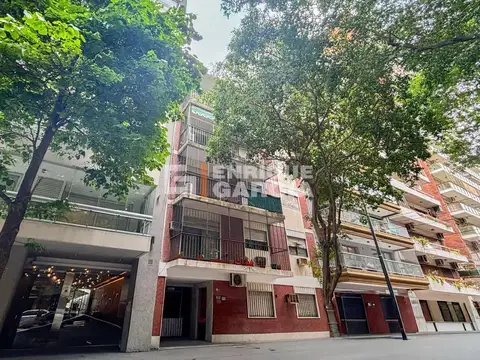 VENTA 4 AMBIENTES AL CFTE GALERIA CUBIERTA PARQUE PARRILLA