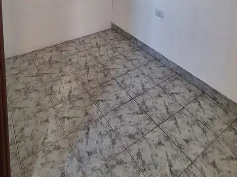 CIUDADELA.ROCA A 3500. EXCELENTE DTO.2 AMB. Y 1/2 luminoso 35 m2