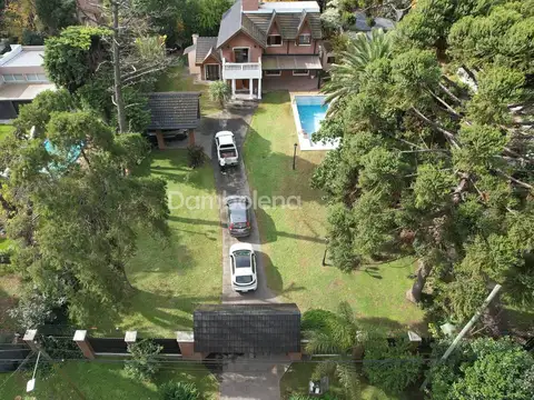 Casa en Alquiler en Barrio Parque Leloir, USD 2.500