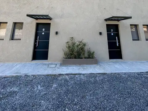 Depto Tipo Casa en Venta con 1 cocheras