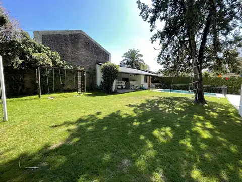 Casa en Alquiler Temporario en San Isidro, Boulogne Sur Mer - 8 Ambientes
