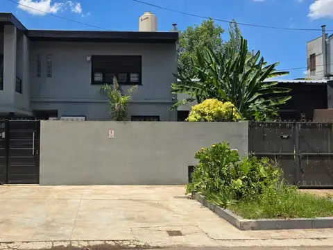 Estanislao Diaz e/ entre Darwin y Discepolo