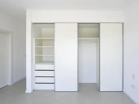 Venta casa de 2 dormitorios con pileta y cochera en EcoTierra, Pueblo Esther