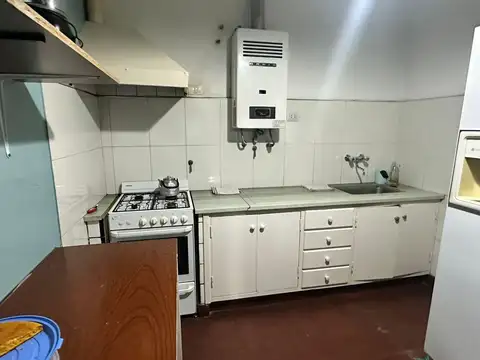 casa a la venta en Alta Cordoba, 2 cuadras de la cancha 2 PROPIEDADES