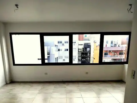 ALQUILER ESPECTACULAR OFICINA A ESTRENAR-EXCELENTE UBICACION-BAJAS EXPENSAS