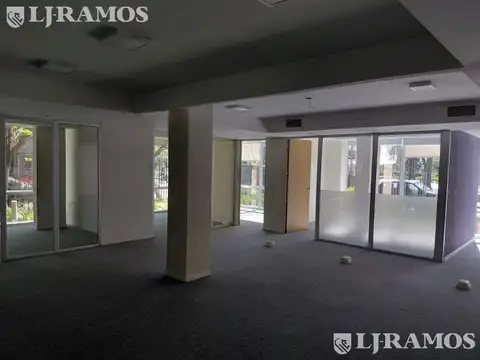 Oficina en Alquiler al Norte