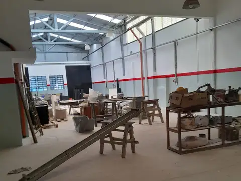 Galpon en Alquiler en Villa Bonich, $ 2.000.000