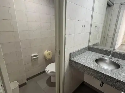 AV.DEL LIBERTADOR 900