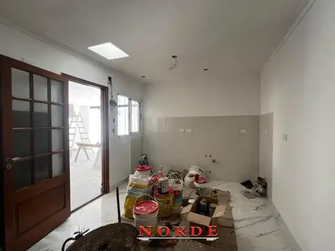 Depto Tipo Casa en Venta en Mataderos, USD 220.000