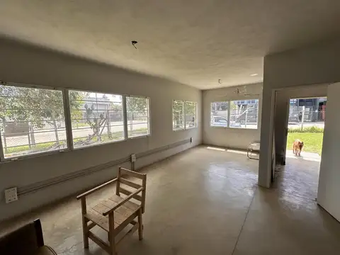 Galpon en Venta 60  mts Frente