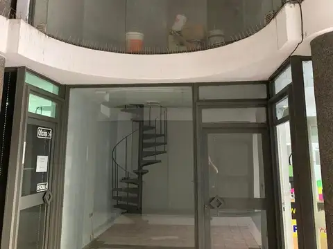 Local en Venta 25 años