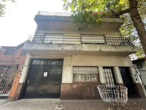 P.H 5 AMBIENTES CON GARAJE JARDÍN, PILETA Y PARRILLA - MUNRO