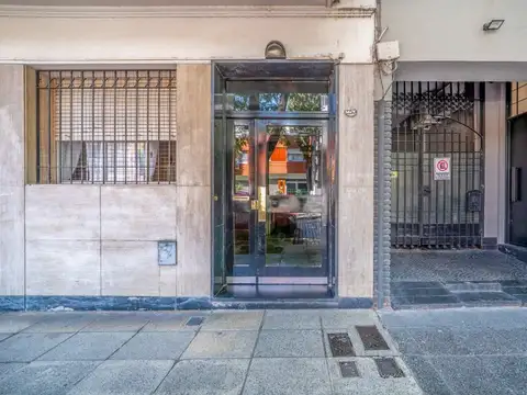 ZAPIOLA 2200, Piso 1