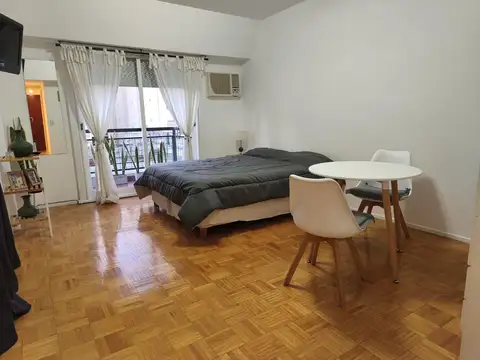 Venta Monoambiente con Balcón, Zona Centro