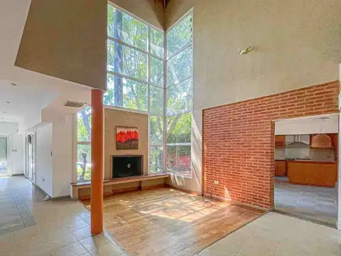 CASA EN ALQUILER RINGUELET LA PLATA