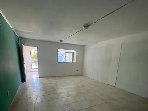 Local en Alquiler en Funes, $ 1.900.000