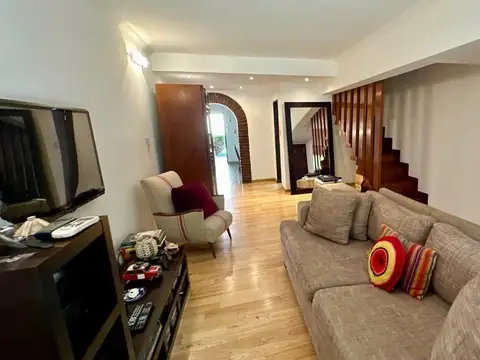 Depto Tipo Casa en Venta de 4 ambientes