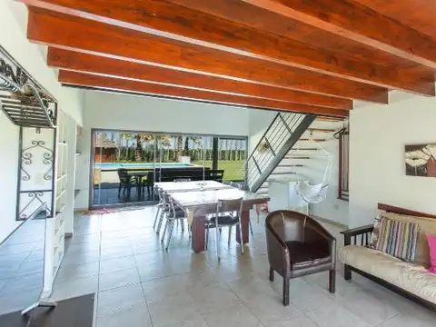 Casa en Venta en Oliveros, USD 145.000