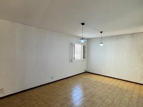 Departamento Barrio Bombal - calle: Perú 42